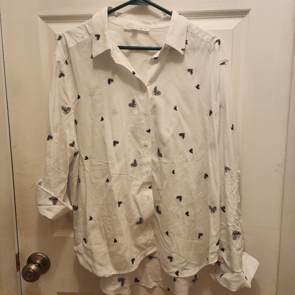Jane and Delancey white button blouse black hearts